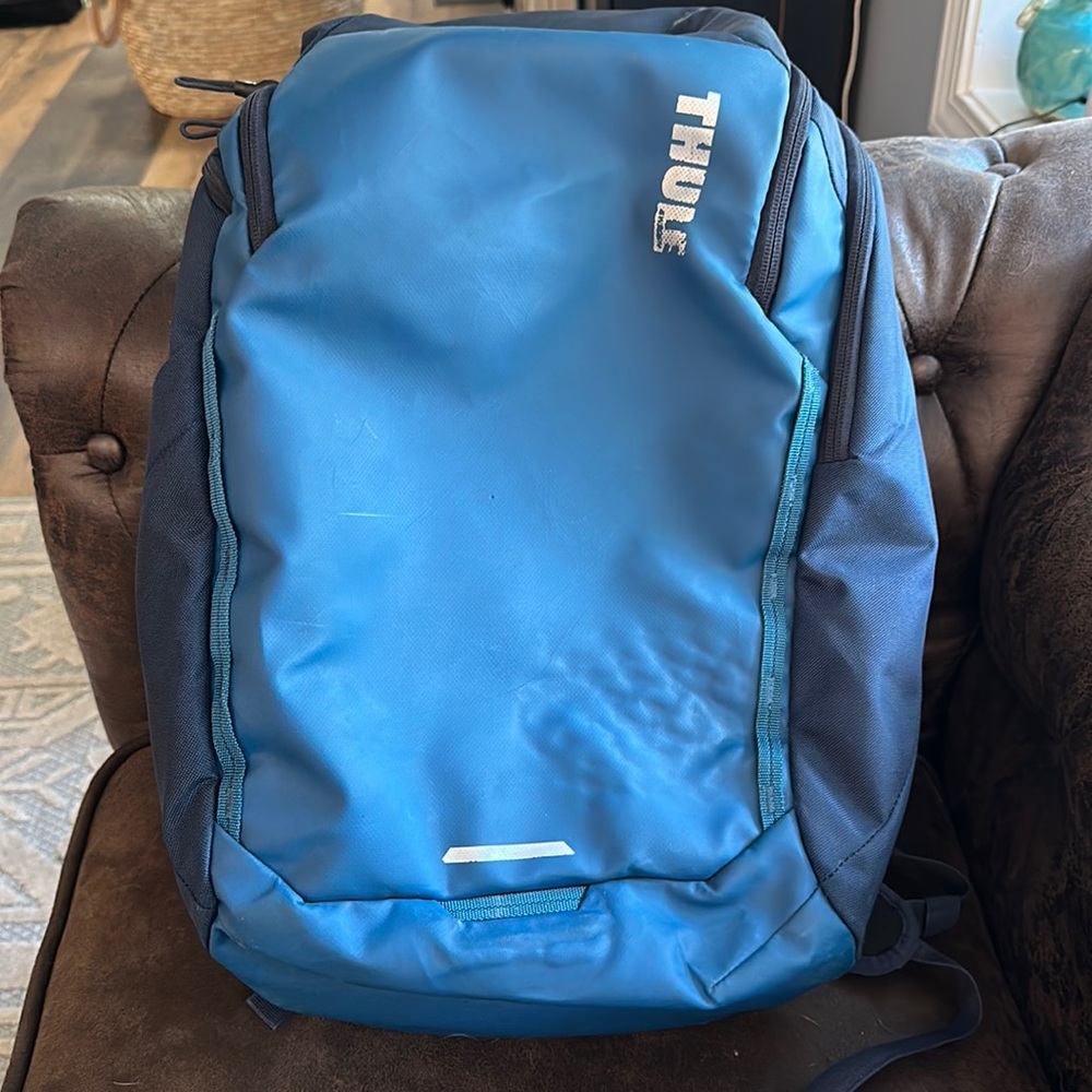 Thule Chasm 26L Backpack in Poseidon (used)